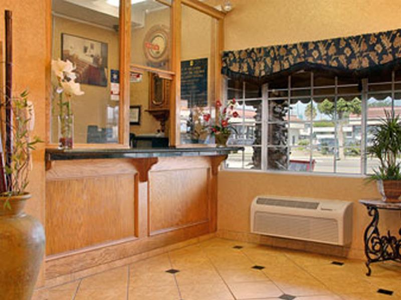 Super 8 By Wyndham Inglewood/lax/la Airport Inglewood