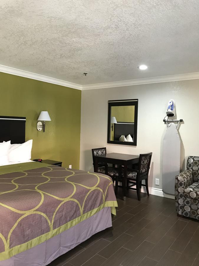 Super 8 By Wyndham Inglewood/lax/la Airport Hotel Inglewood